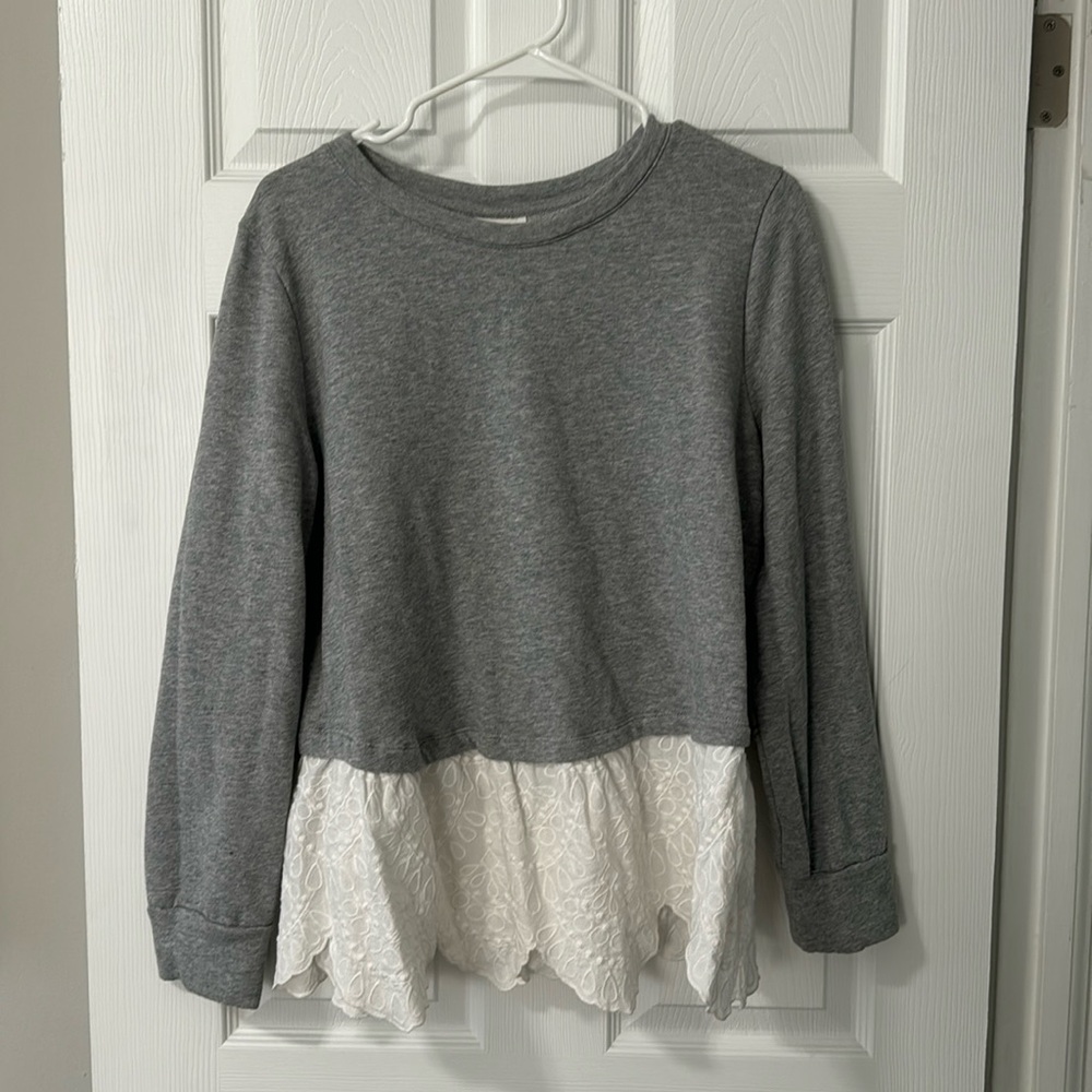 Ava & Viv Gray Crewneck Sweater with White Lace Hem